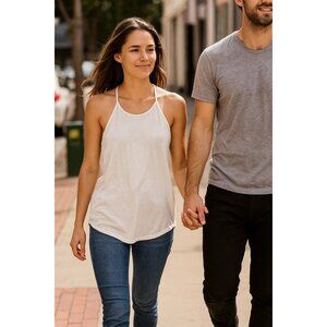 Alice + Olivia Carlie Crochet Tank Open Stitch White Halter Size Medium NWT